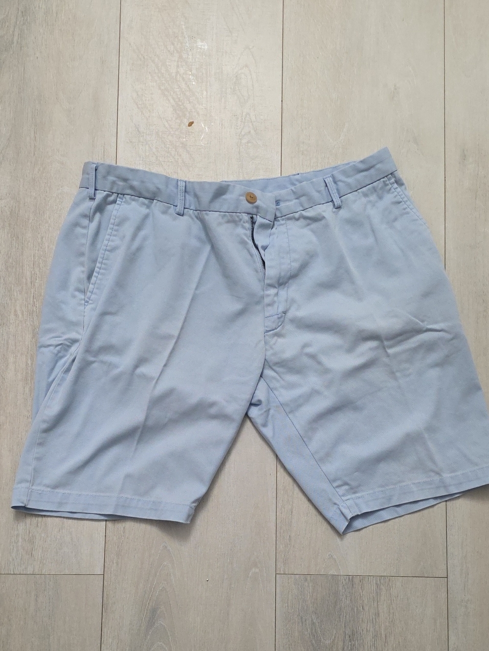 Izod Light Blue Flat Front Men's Chino Shorts